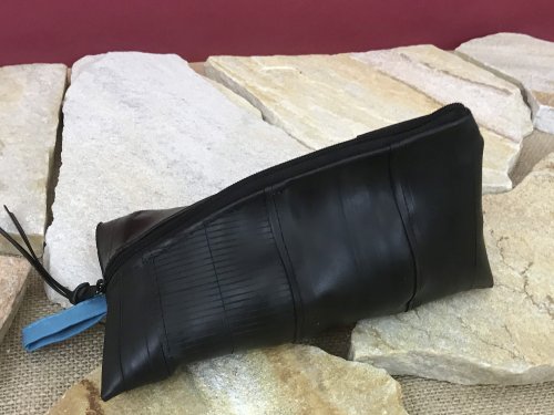 Preview: Federmäppchen mit türkisfarbendem Futter aus upcycling Fahrradschlauch